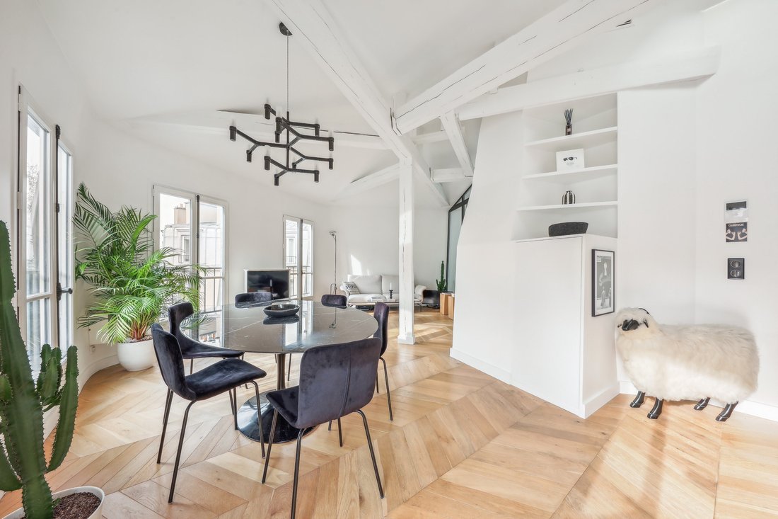 Apartment in Invalides, Paris 7e Arrondissement, Paris 1 - 19099638