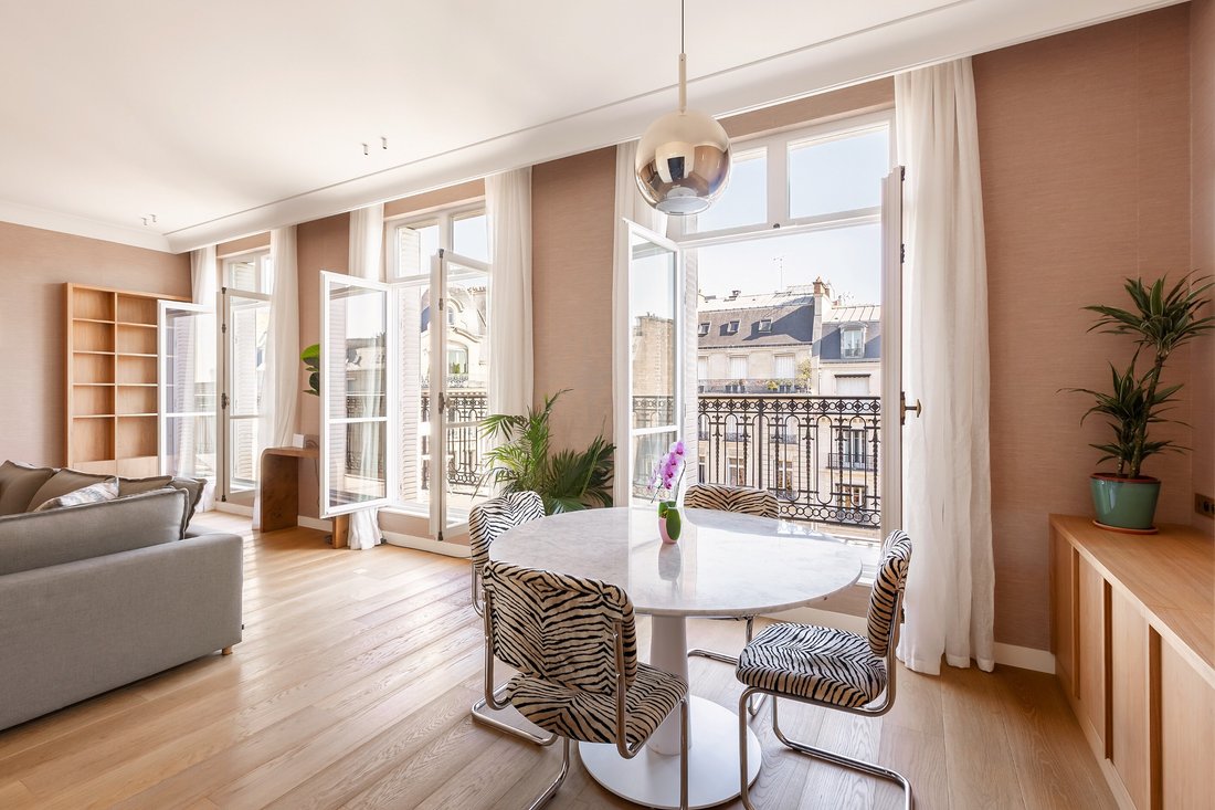 Apartment in Bois de Boulogne, Paris 16e Arrondissement, Paris 3 - 19099668