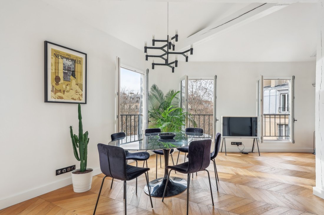Apartment in Invalides, Paris 7e Arrondissement, Paris 2 - 19099638
