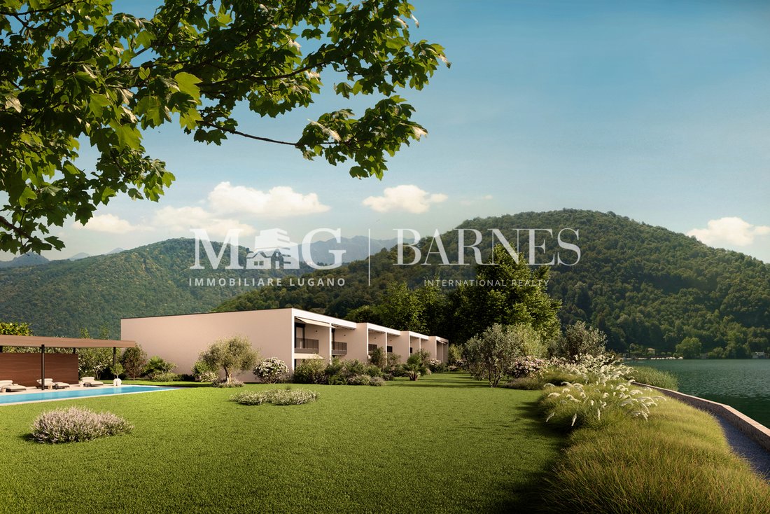 Villa in Caslano, Ticino, Switzerland 1 - 19099459