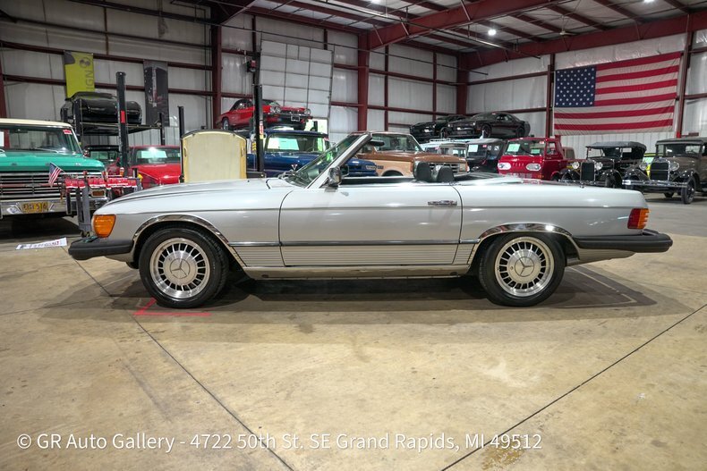 Cabriolet in Grand Rapids, United States 4 - 19099755