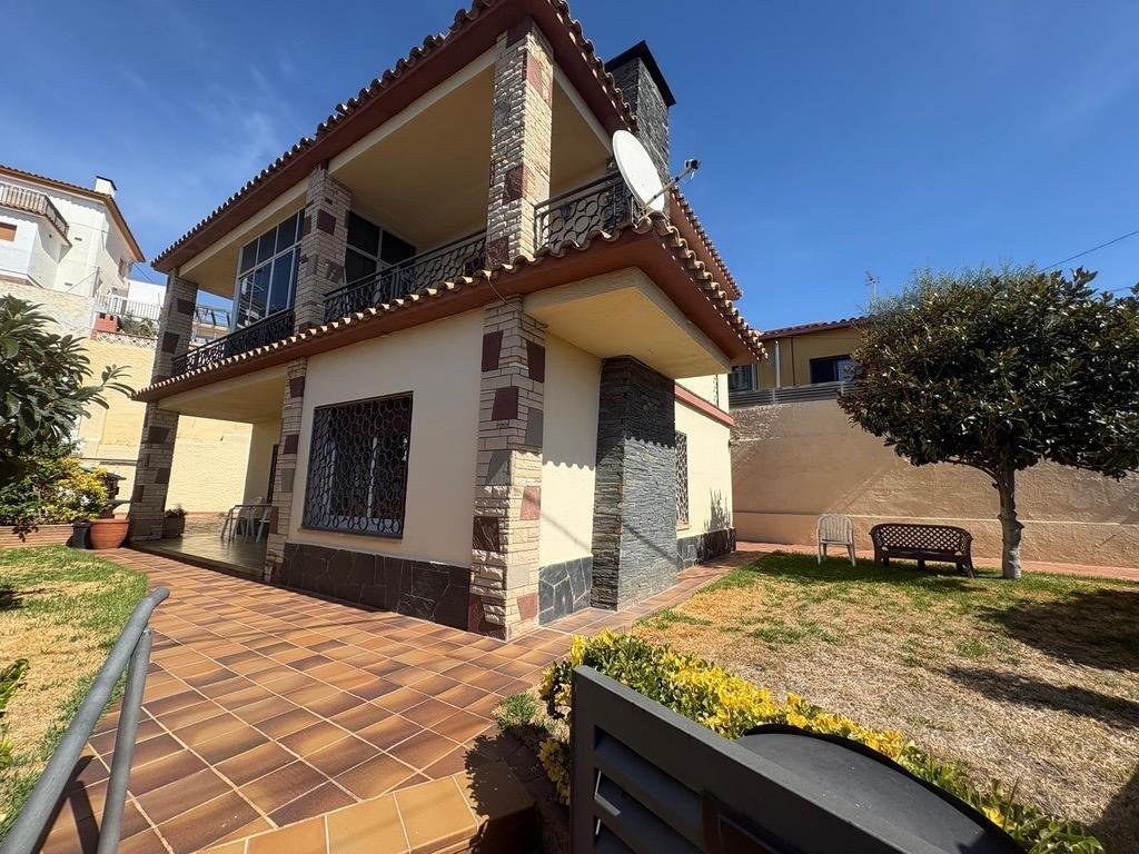 Villa a Premià de Dalt, Catalogna, Spagna 4 - 19099418