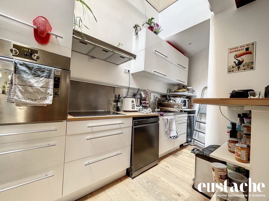 Apartment in Louis Blanc-Aqueduc, Paris 10e Arrondissement, Paris 4 - 19098996