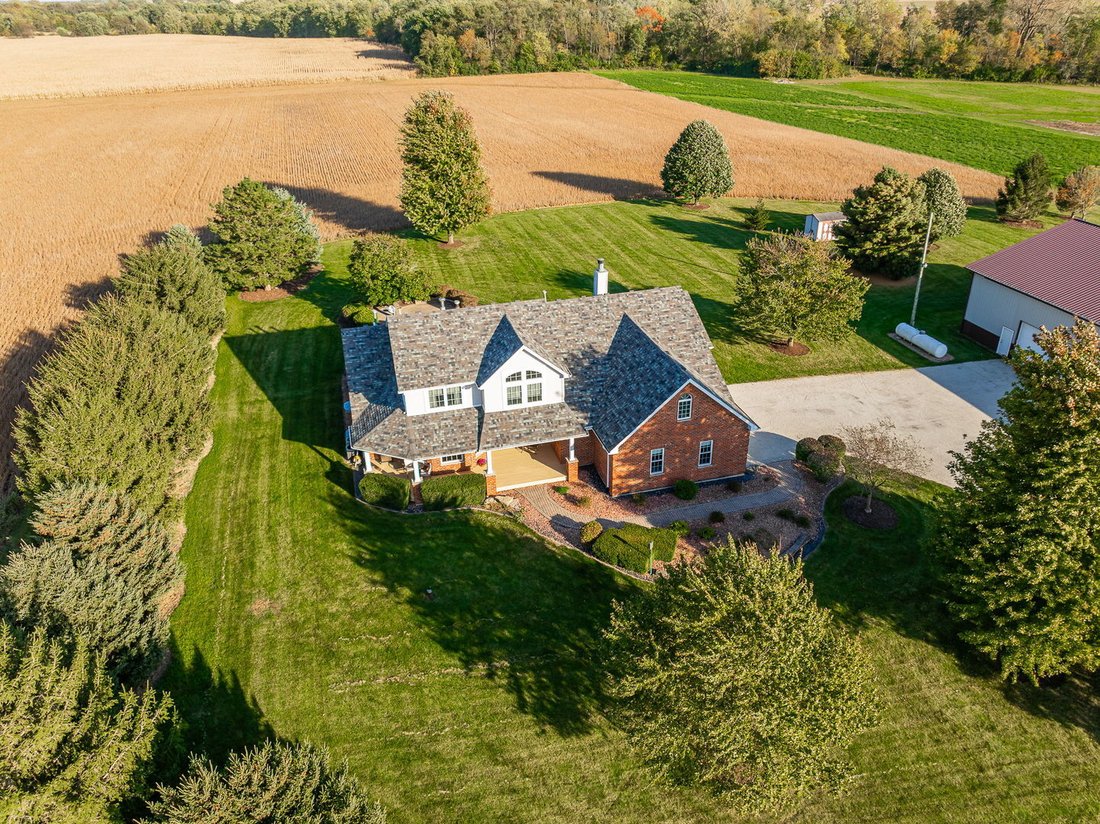 House in Peotone, Illinois, United States 3 - 19099609