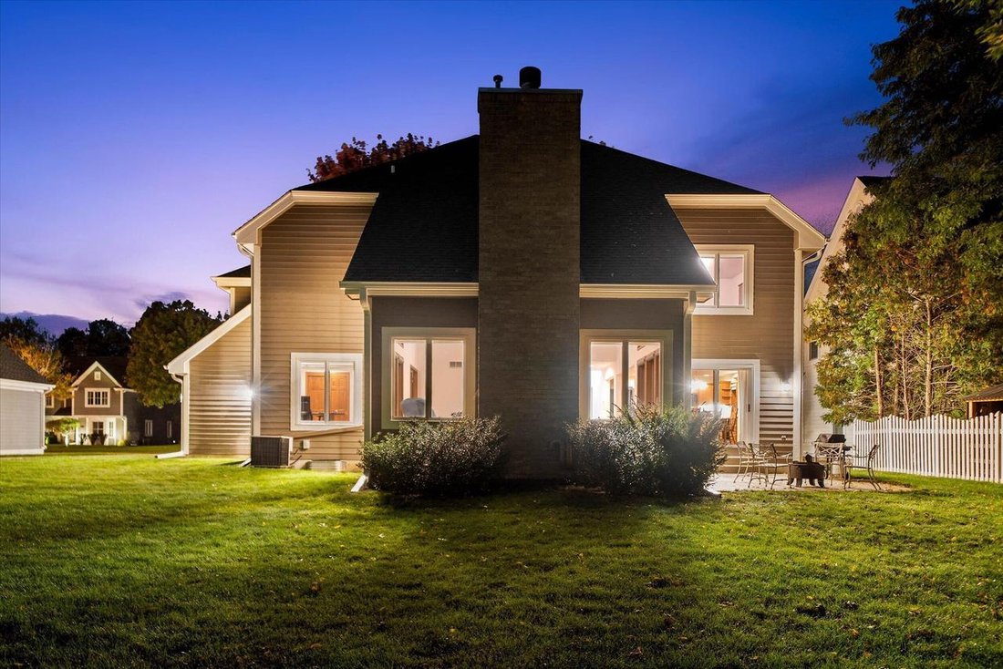 Casa a Grafton, Wisconsin, Stati Uniti 3 - 19099278