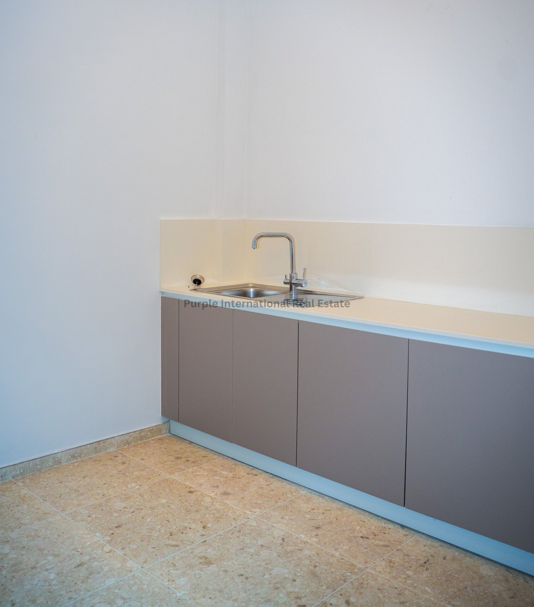 Apartment in Agios Tychon, Limassol, Cyprus 4 - 19099750