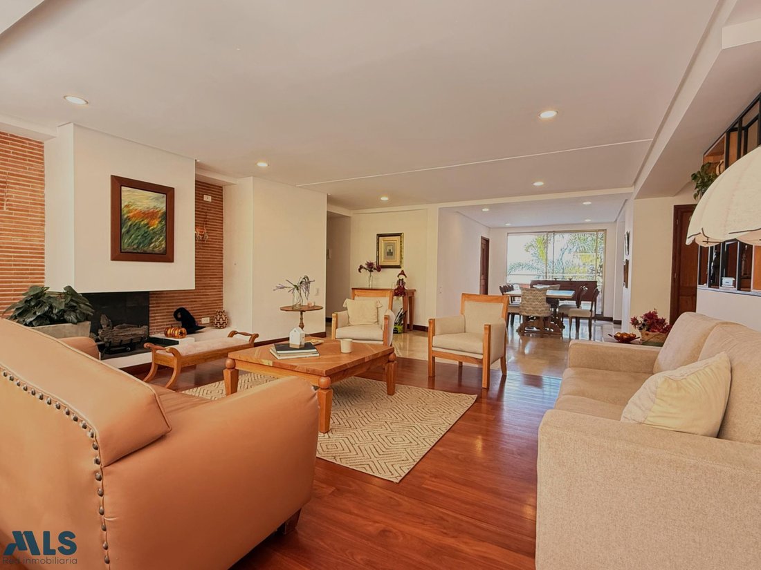 Apartamento en Medellín, Titiribí, Colombia 1 - 19099763