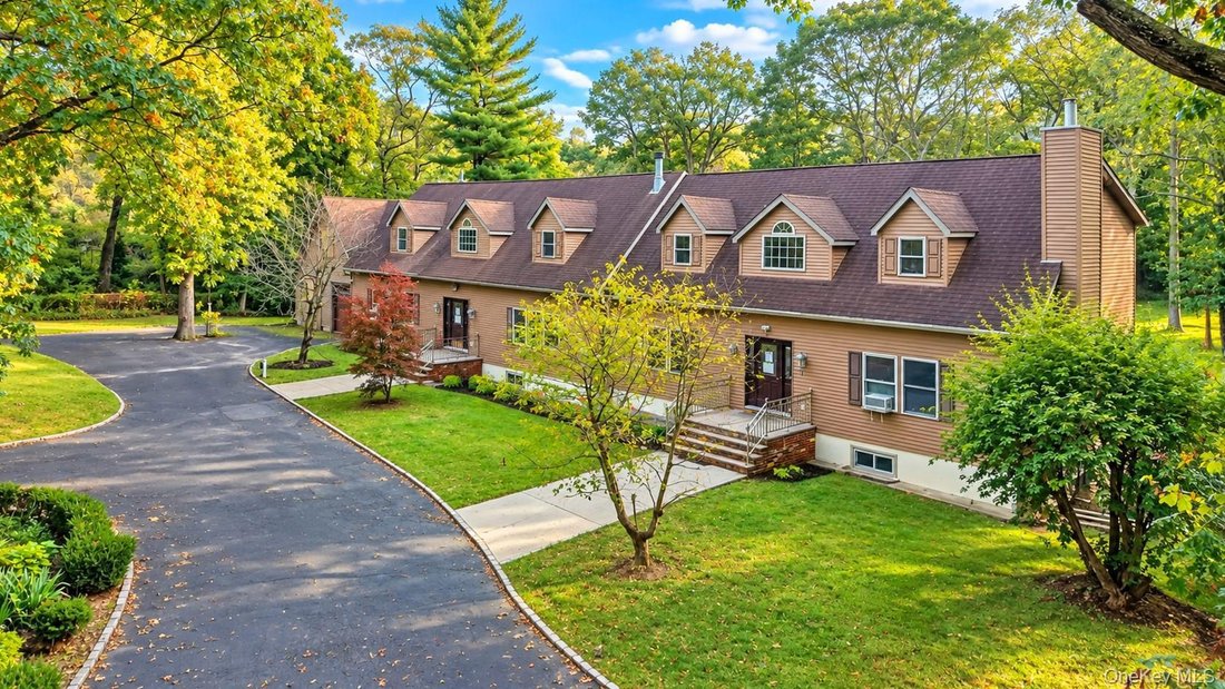 Casa a Huntington Station, New York, Stati Uniti 2 - 19098929
