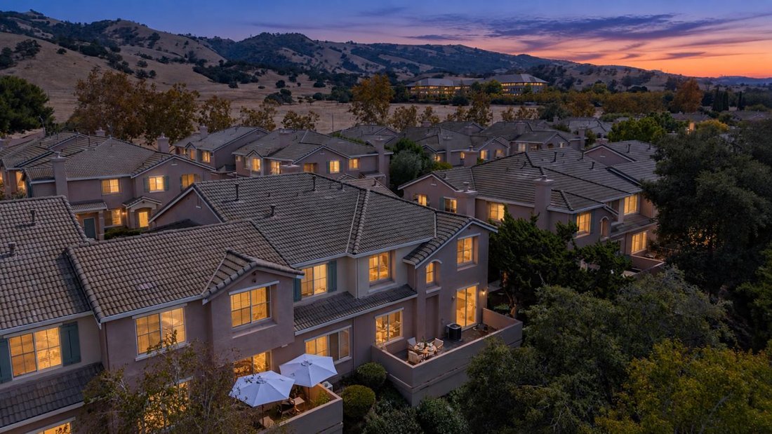 Townhouse in San Jose, California, United States 3 - 19099492