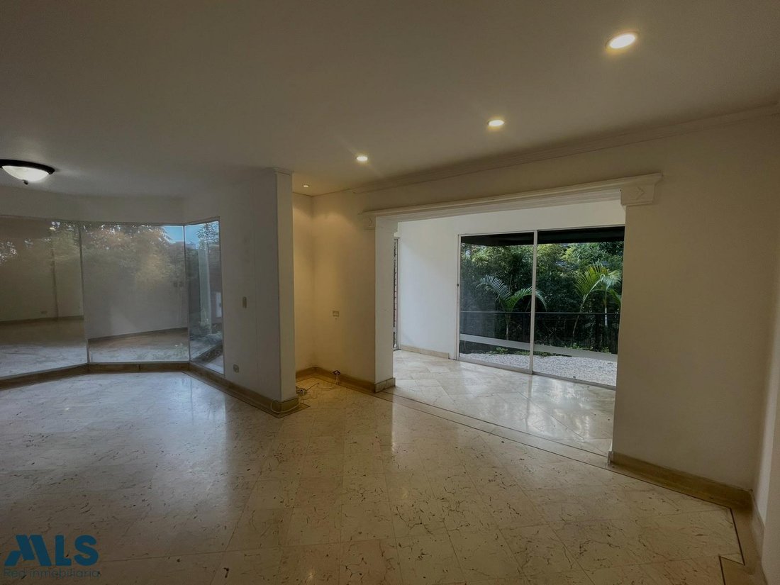 House in Envigado, Antioquia, Colombia 3 - 19099758