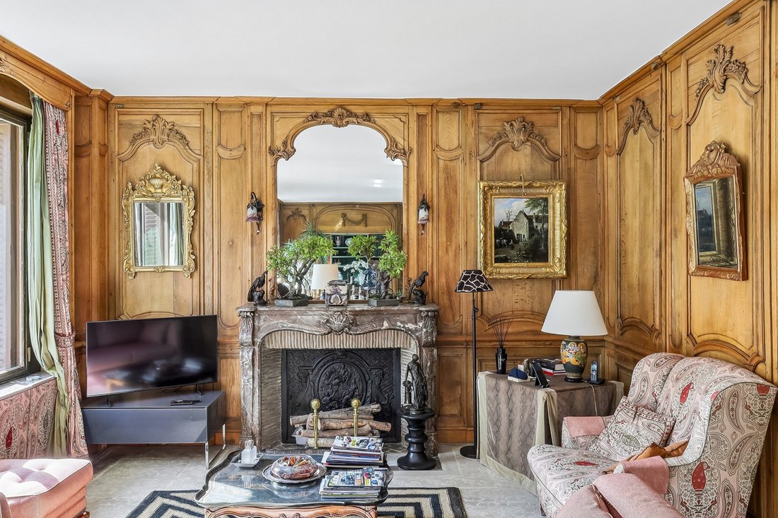 Apartment in Bois de Boulogne, Paris 16e Arrondissement, Paris 1 - 19099710