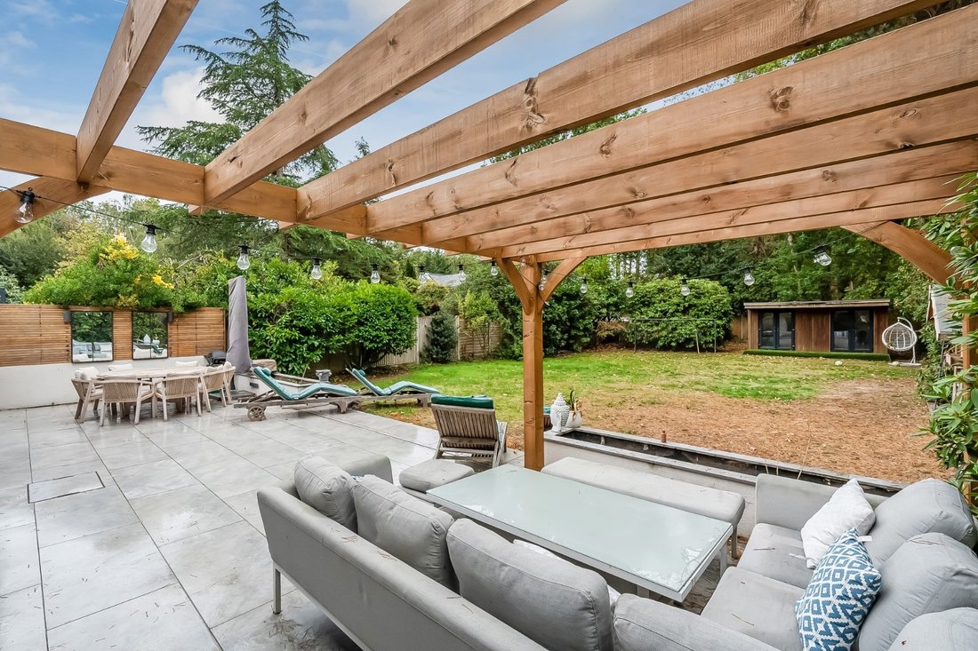 Casa en Pyrford Green, Woking, Inglaterra 3 - 16939862