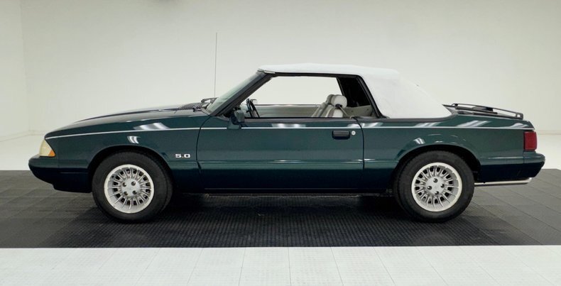 Cabriolet in Morgantown, United States 3 - 19099686