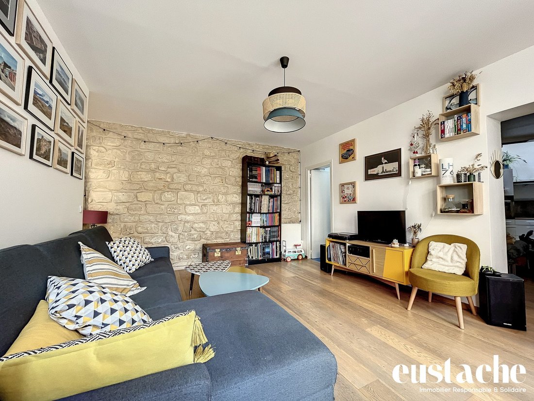Apartment in Louis Blanc-Aqueduc, Paris 10e Arrondissement, Paris 2 - 19098996