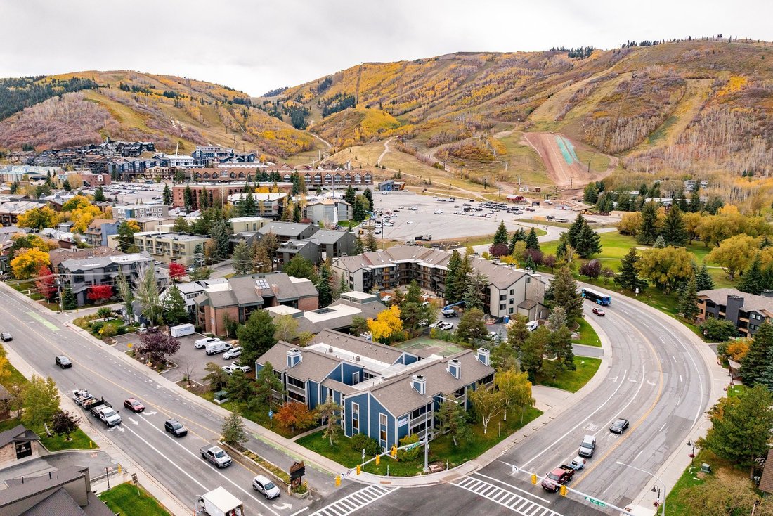 Condo in Park City, Utah, United States 2 - 19099675