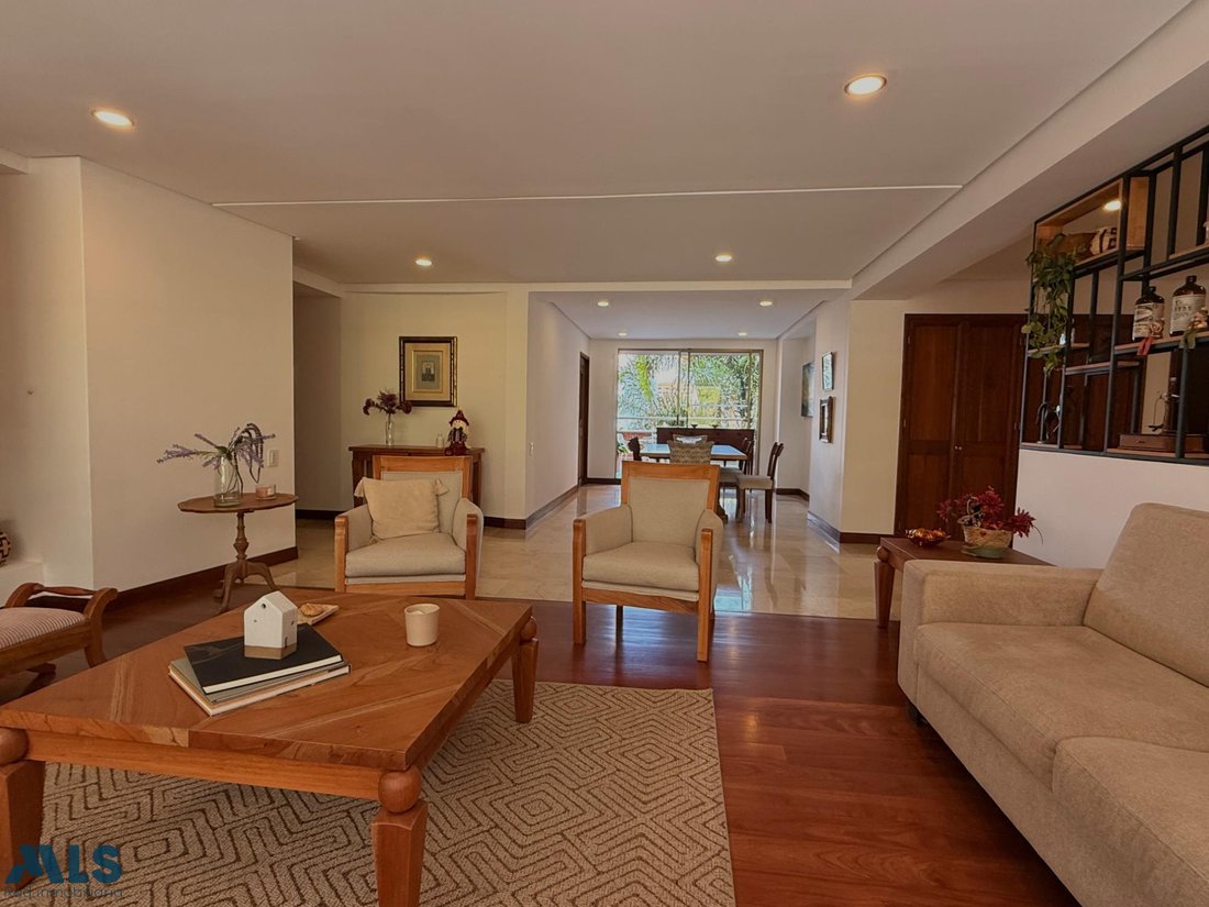 Apartamento en Medellín, Titiribí, Colombia 2 - 19099763