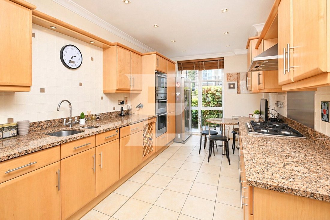 Apartment in Mill Hill, Barnet, England 2 - 19099360
