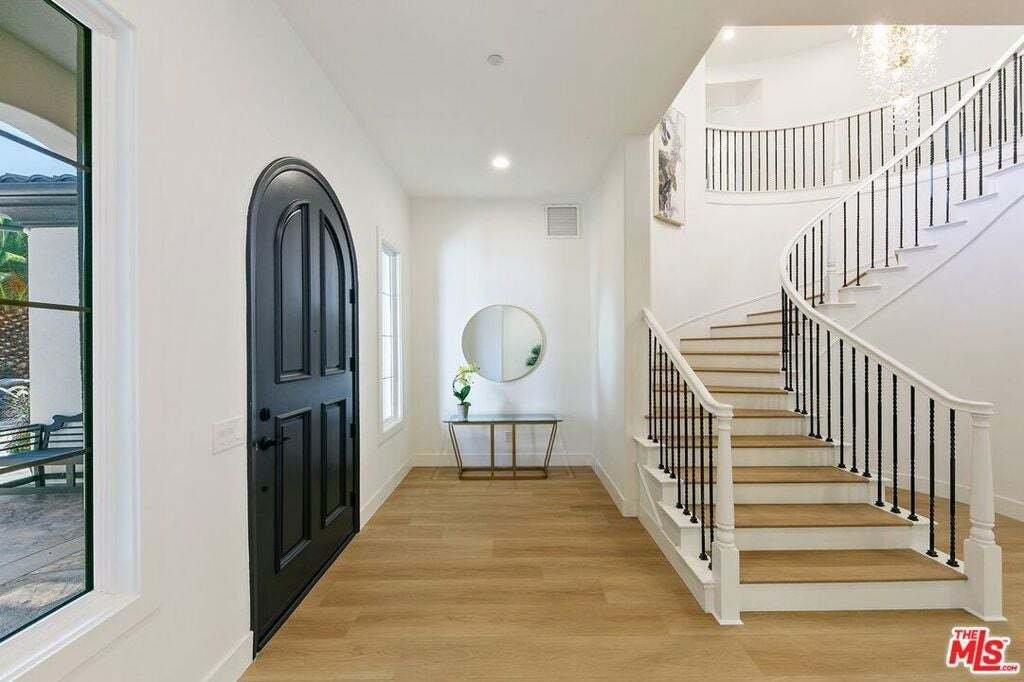 Casa en Simi Valley, California, Estados Unidos 3 - 19099346