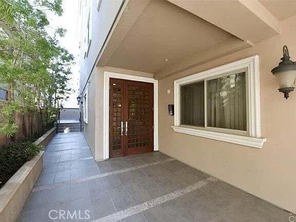 Condo in Los Angeles, California, United States 3 - 19099563