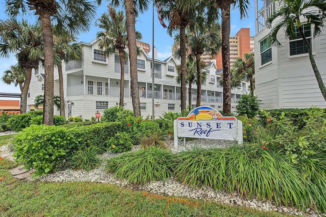 Residenza a Madeira Beach, Florida, Stati Uniti 1 - 19099704