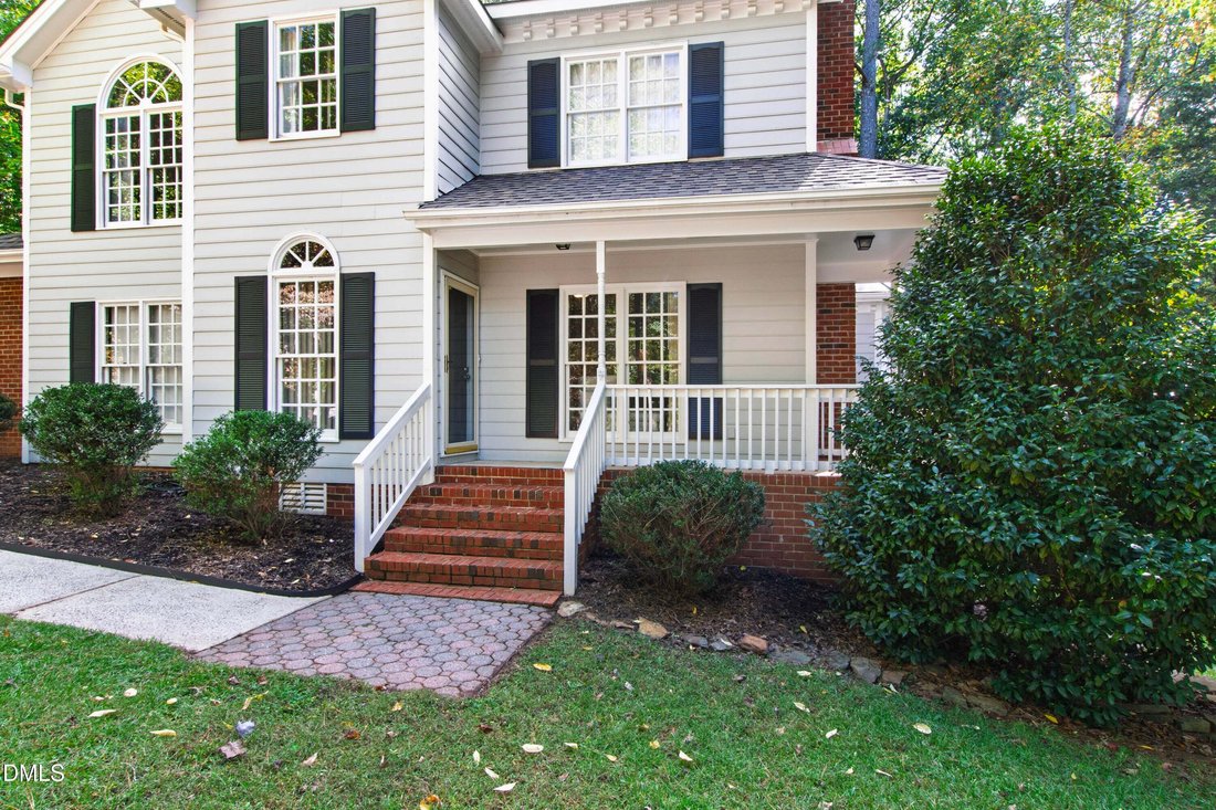 Maison à Raleigh, Caroline du Nord, États-Unis 3 - 19099456