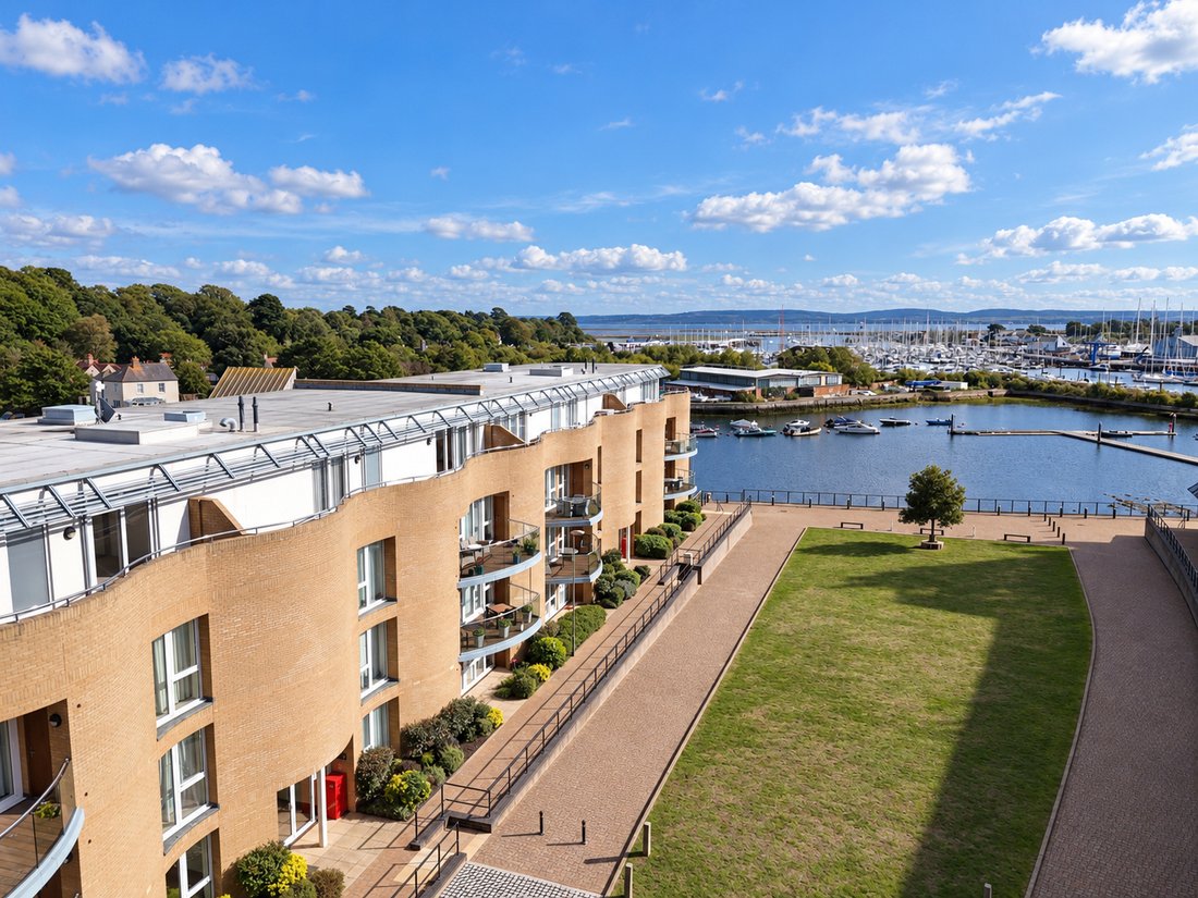 Attico a Lymington, Inghilterra 1 - 19099412