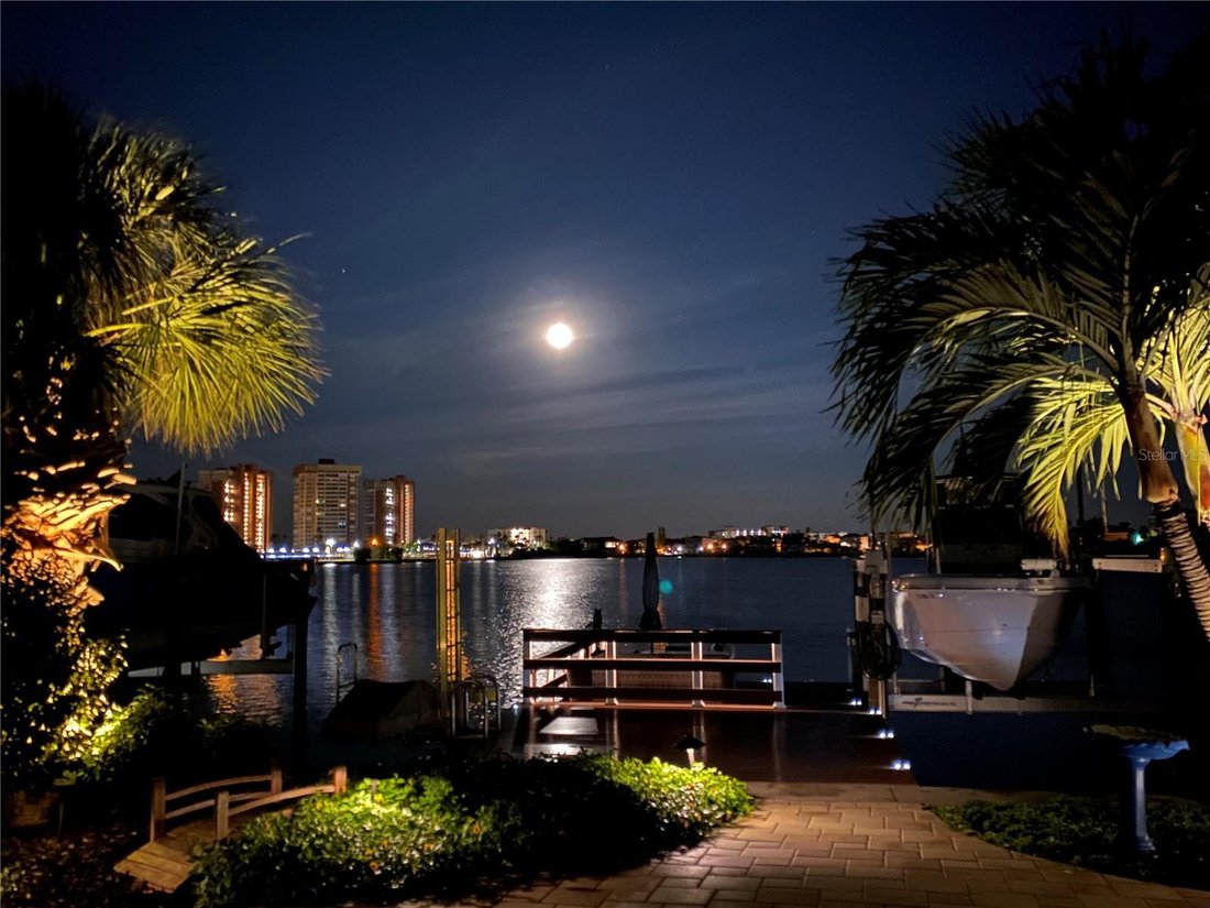 Casa a Madeira Beach, Florida, Stati Uniti 3 - 19099515