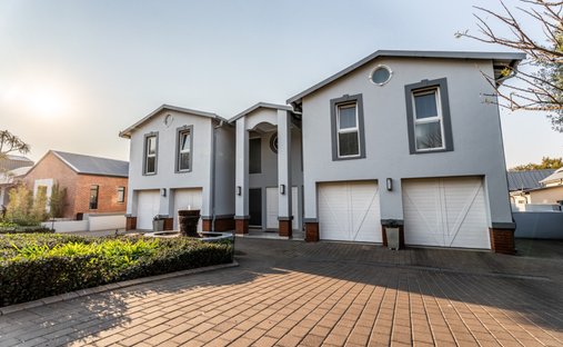 Casa in Olympus AH, Gauteng, Sudafrica 1