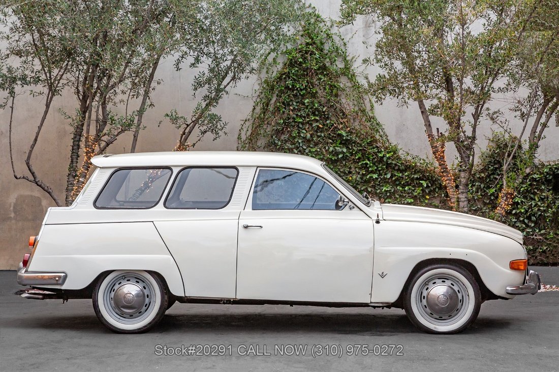 Saab 95 in Los Angeles, CA 4 - 19100132