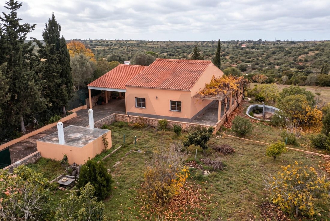 Townhouse in Bensafrim e Barao de Sao Joao, Algarve, Portugal 1 - 19100167