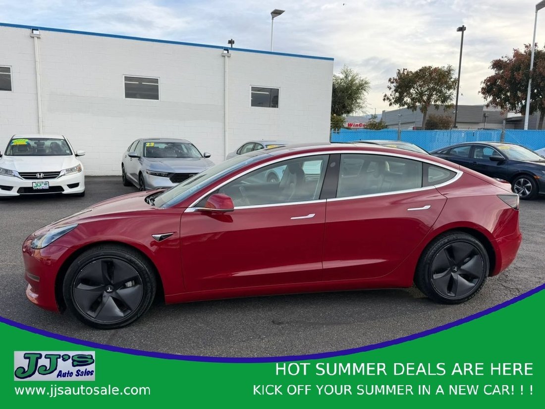 Sedan in Wenatchee, WA, United States 1 - 19100443