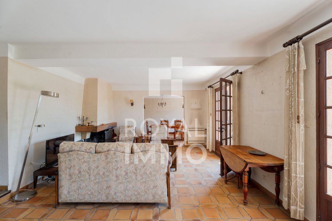 Casa a La Garde, Provenza-Alpi-Costa Azzurra, Francia 3 - 18589844
