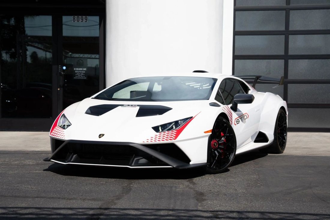 Coupe in Bloomington, CA, United States 1 - 19100377