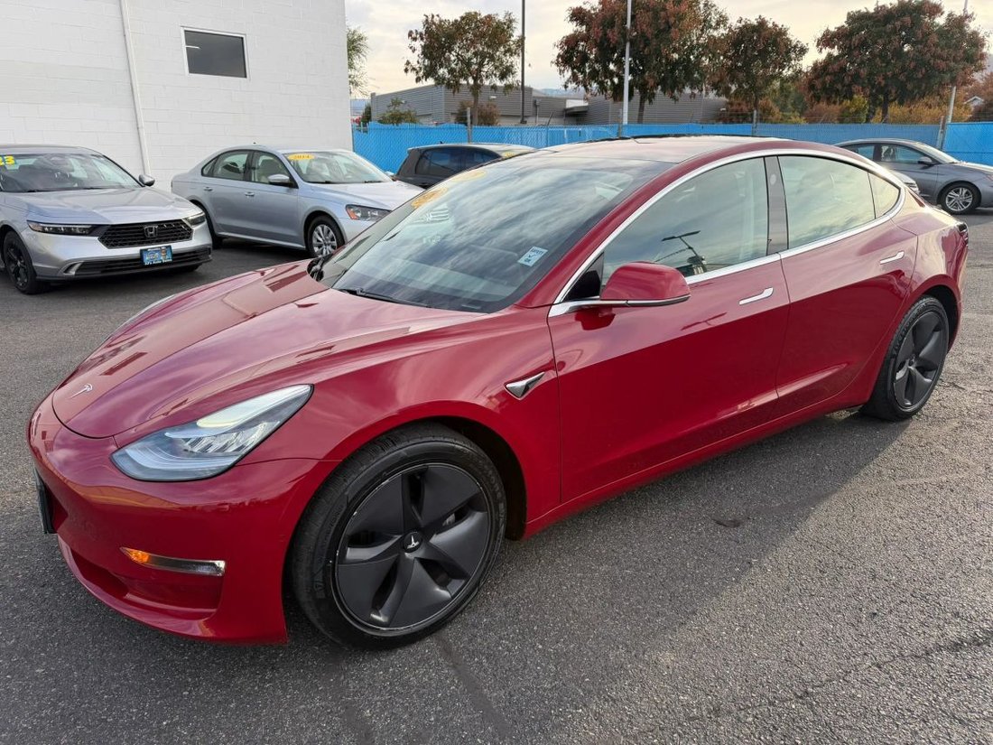 Sedan in Wenatchee, WA, United States 3 - 19100443