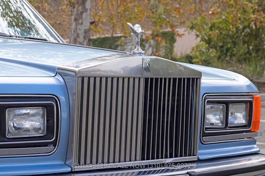 Rolls-Royce Silver Spur in Los Angeles, CA 5 - 19100130