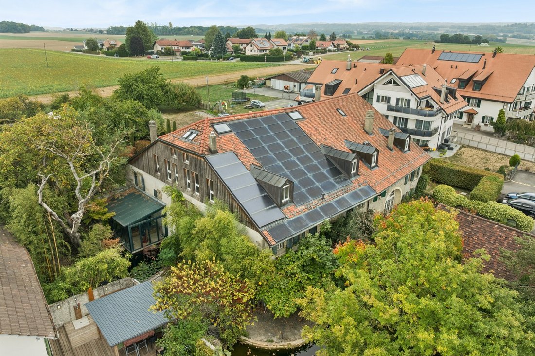 Casa a Sullens, Vaud, Svizzera 2 - 19100152