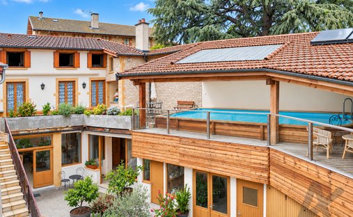 House in Bessenay, Auvergne-Rhône-Alpes, France 1