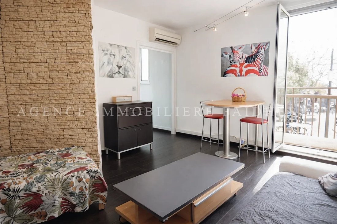 Apartment in Zone Est Diffuse, Saint-Tropez, France 4 - 19100223