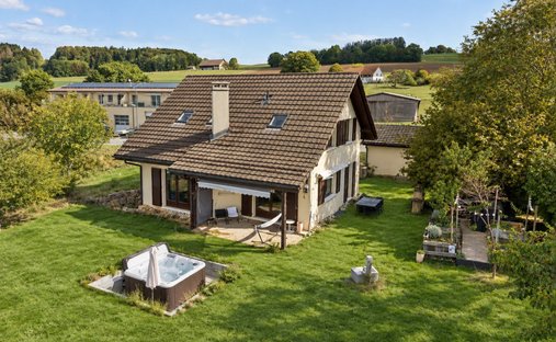 Casa en Villars-Tiercelin, Jorat-Menthue, Suiza 1