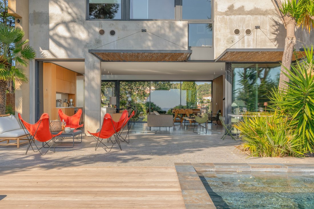 Villa en Hyères, Provenza-Alpes-Costa Azul, Francia 2 - 19099889