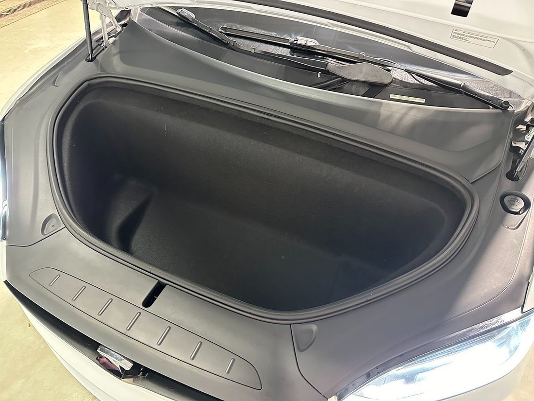 Suv in Carol Stream, IL, United States 4 - 19100062