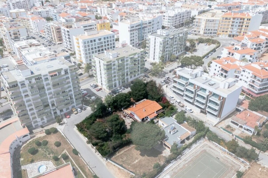 Land in Quarteira, Algarve, Portugal 1 - 17555403