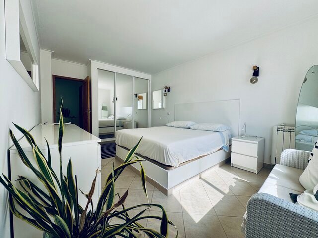 Appartamento a Quarteira, Algarve, Portogallo 2 - 19099779