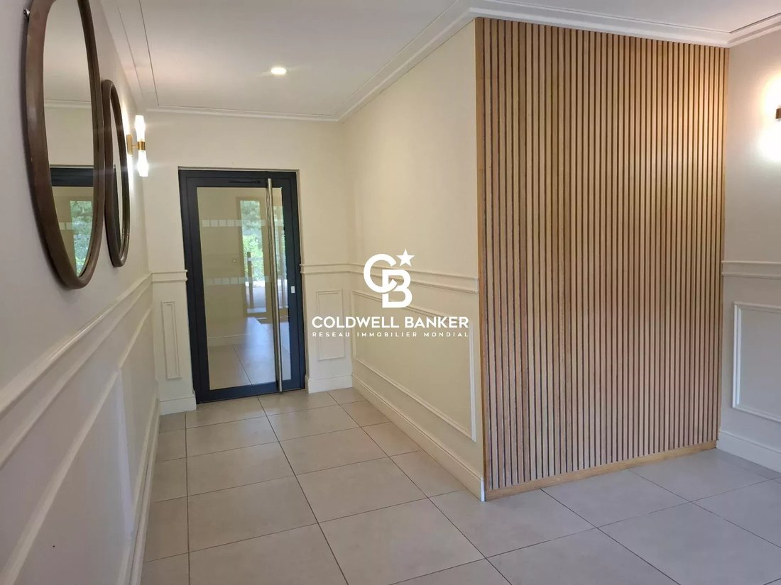 Apartment in Le Dramont-Agay-Anthéor-Le Trayas, Saint-Raphaël, France 4 - 16960528
