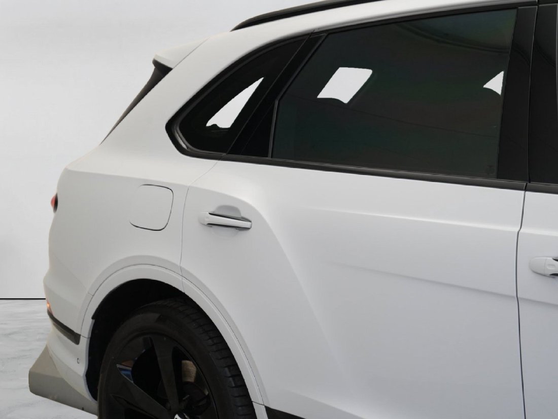 Suv in North Olmsted, OH, United States 3 - 19100155