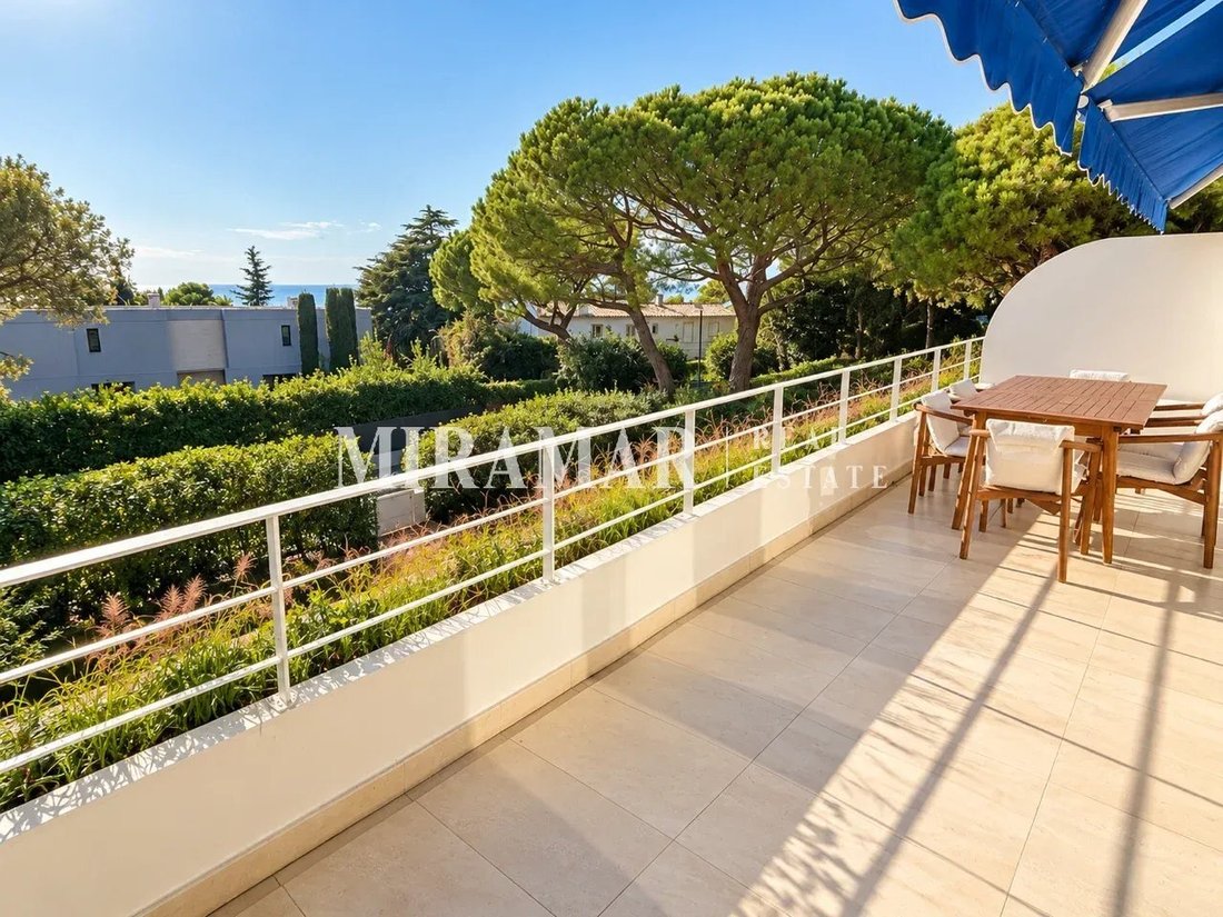 Appartamento a San Giovanni Capo Ferrato, Provenza-Alpi-Costa Azzurra, Francia 1 - 15232575