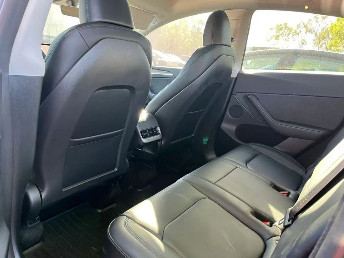 Suv in Costa Mesa, CA, United States 4 - 19100394
