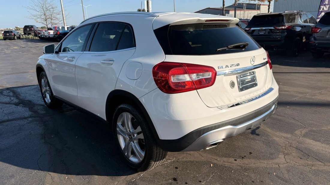 Suv in Milwaukee, WI, United States 5 - 19100422
