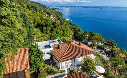 Villa a San Giovanni-Chiadino-Rozzol, Trieste, Friuli-Venezia Giulia 1
