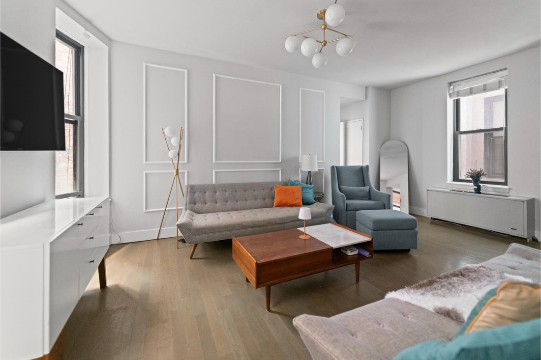 Co Op in New York, New York, United States 3 - 19100150